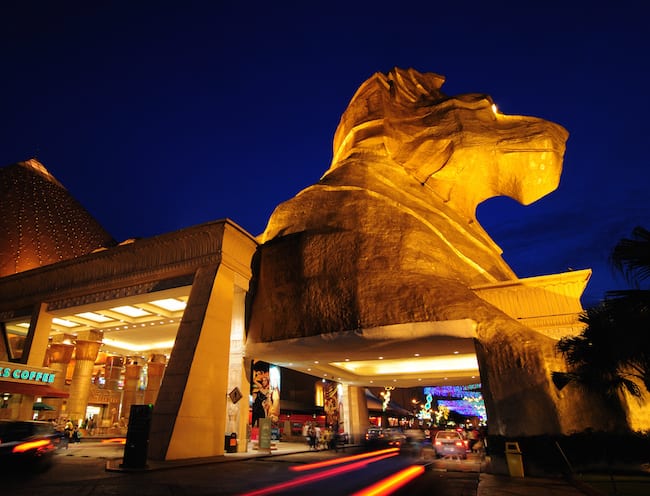 Sunway Pyramid 650x497