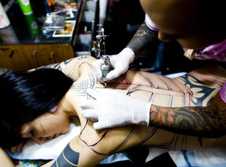 HK_Jana_tattoo Singapore mother