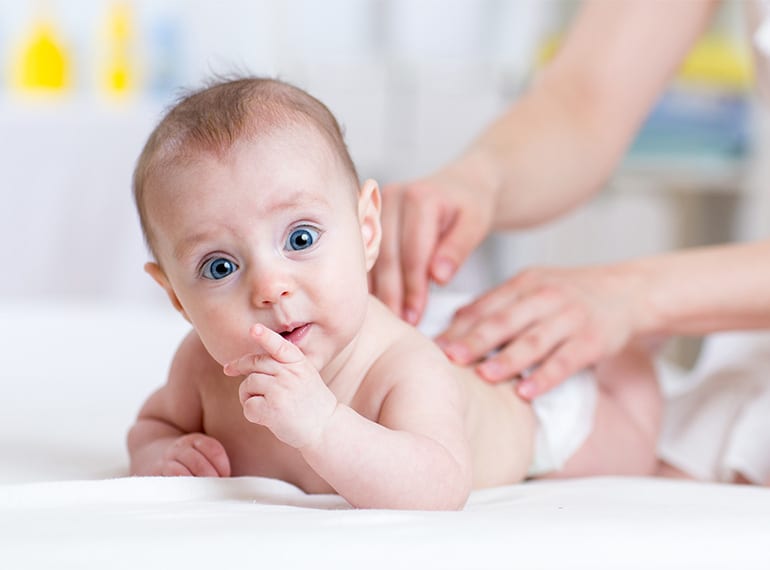 How to manage baby eczema with natural ingredients