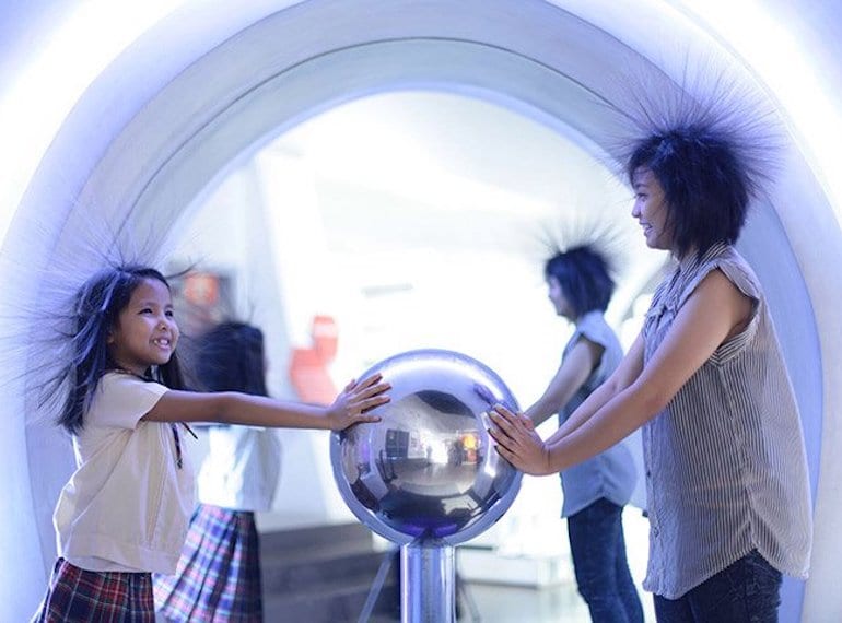 Museums and exhibits in Southeast Asia mind museum Atom_gallery Honeykids asia Singapore