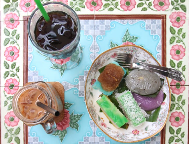 Best cafes in Singapore: HoneyKids reviews Chong Wen Ge – Nyonya food, kueh and pretty Peranakan tiles