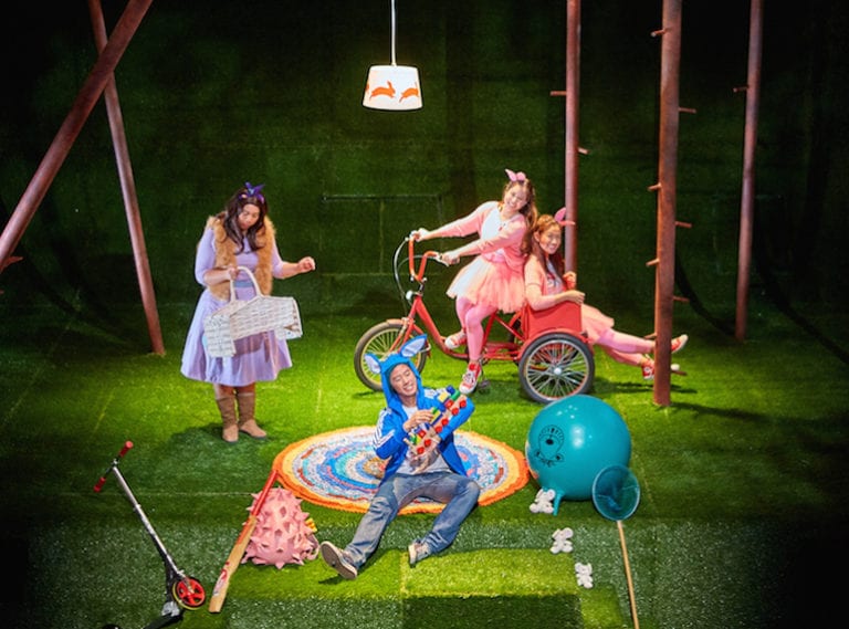 Theatre for kids in Singapore: The HoneyKids review of A Peter Rabbit Tale by SRT’s The Little Company