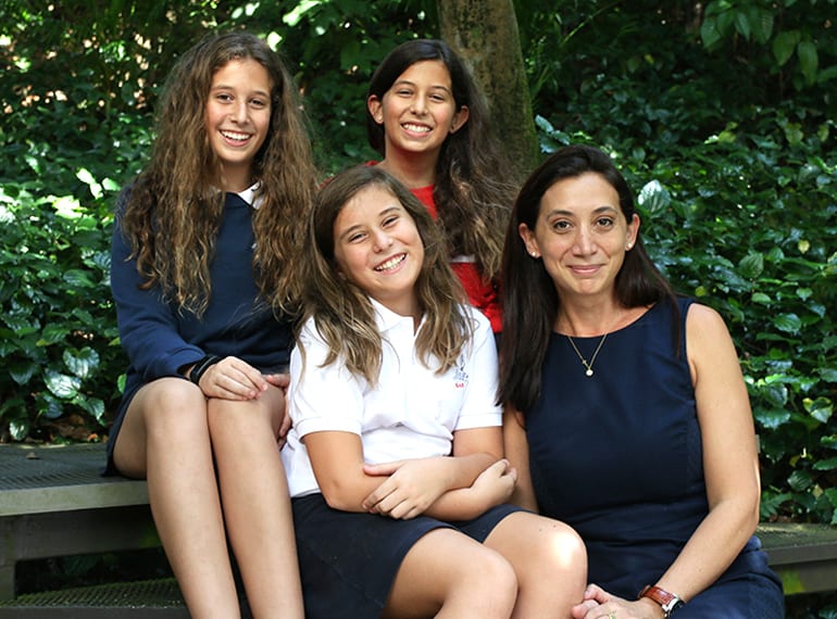 SAS Georgina Bach parent review Singapore American School HoneyKids Asia School Selector