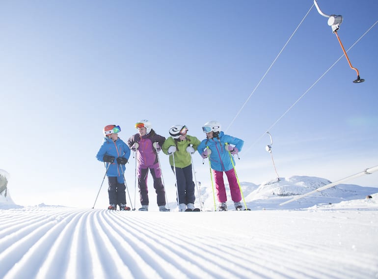 skiing with kids