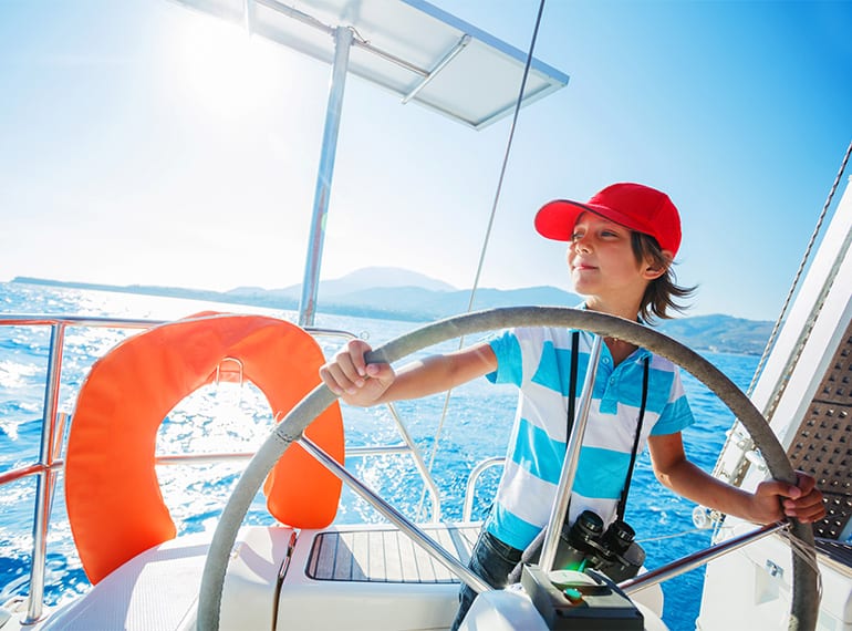 Guide to renting a boat or chartering a yacht in Singapore Honeykids Asia Singpaore