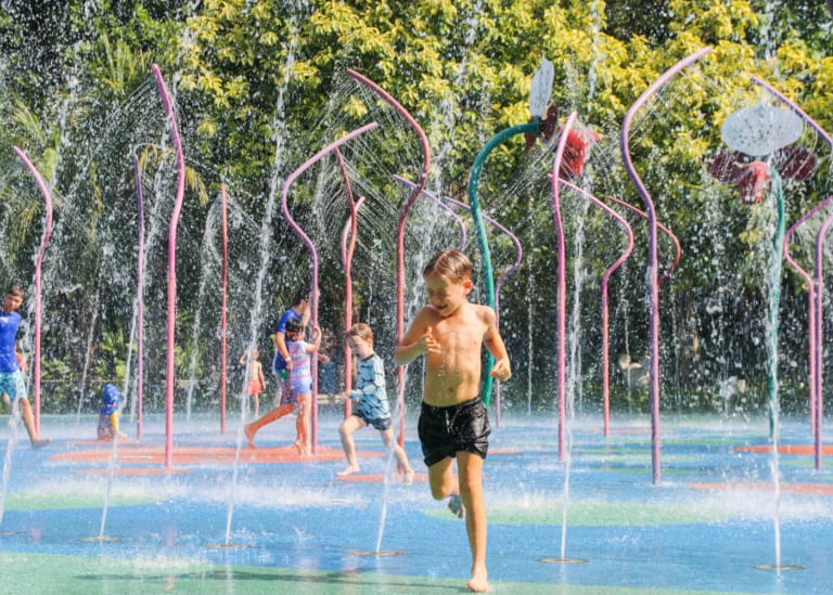 Fun free things to do with kids in Singapore
