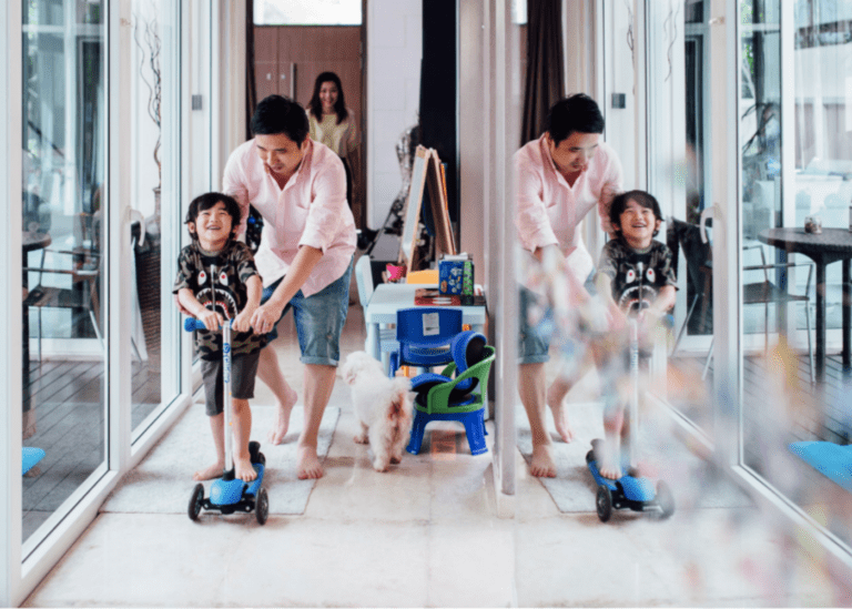 Best photographers in Singapore: Family photo shoots with kids made easy!