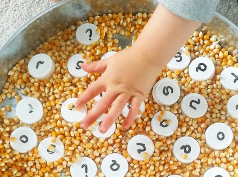 DIY-sensory-play-ideas-TIDDLERS-TOOLBOX