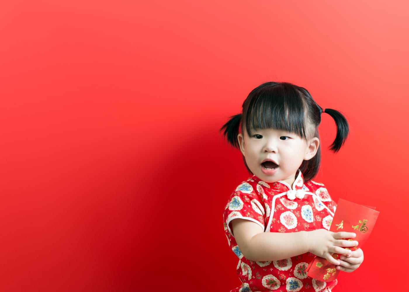 Red packet rules for rookies: Ang pao etiquette for Chinese New Year in Singapore