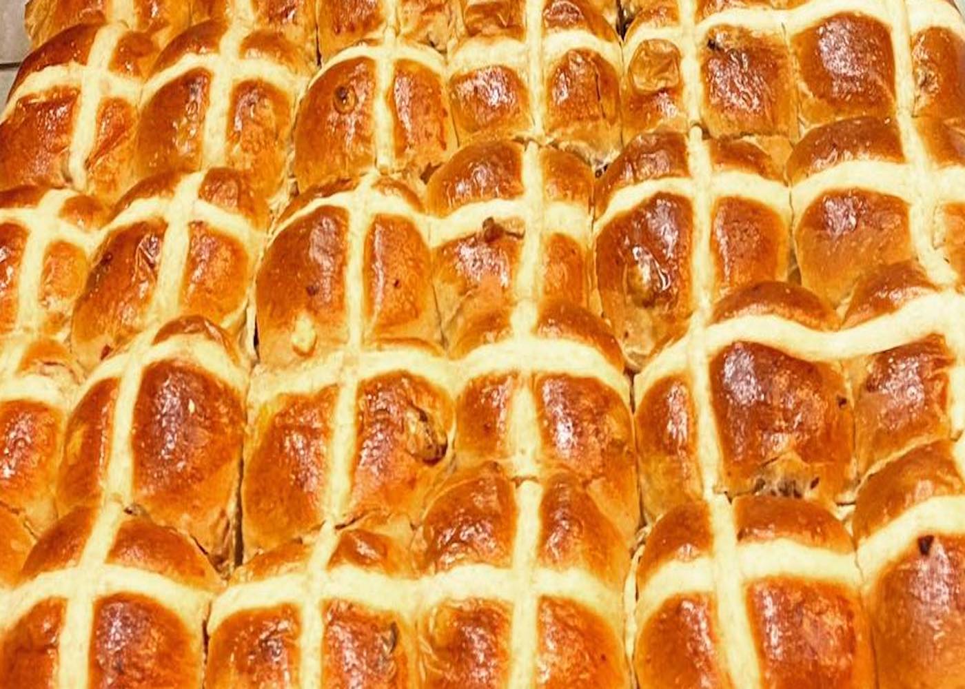 best dessert delivery in Singapore bakery brera hot cross buns