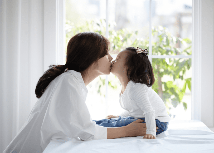 A sensitive skin-friendly face and body cleanser so gentle, we’d use it on our kids